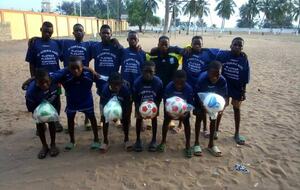 Solidarité entre les enfants français et béninois à travers le foot